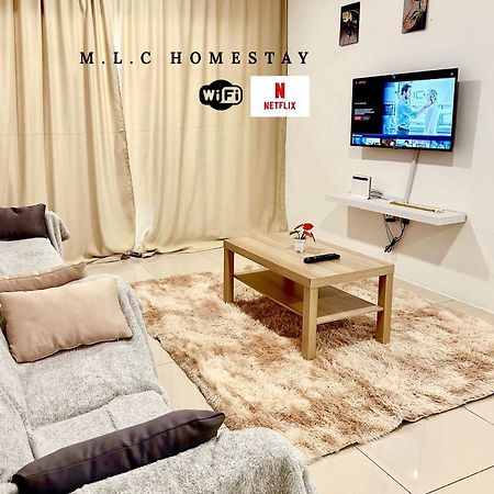 3 Bedrooms 2 Bathrooms Ipoh Waterpark Comfy Home - Pool & Mountain View Eksteriør bilde