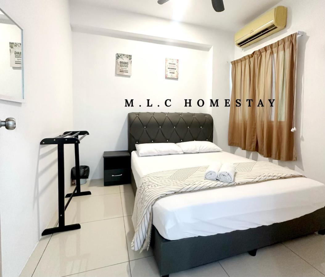 3 Bedrooms 2 Bathrooms Ipoh Waterpark Comfy Home - Pool & Mountain View Eksteriør bilde