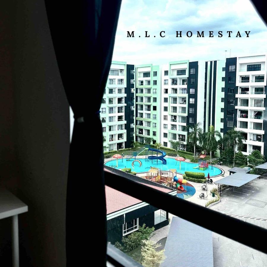 3 Bedrooms 2 Bathrooms Ipoh Waterpark Comfy Home - Pool & Mountain View Eksteriør bilde